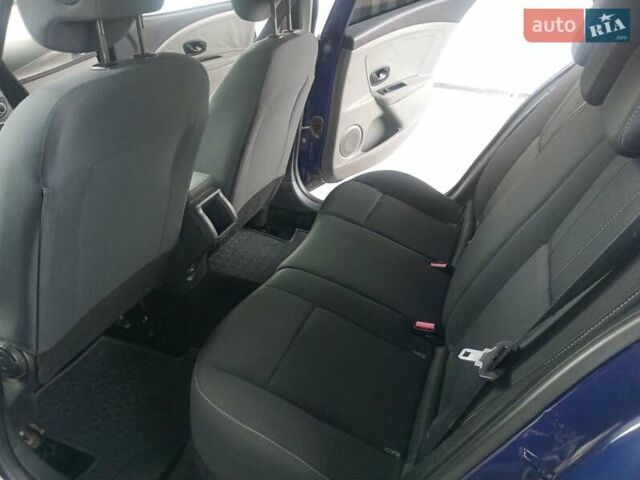 Синий Рено Меган, объемом двигателя 1.46 л и пробегом 250 тыс. км за 5800 $, фото 15 на Automoto.ua