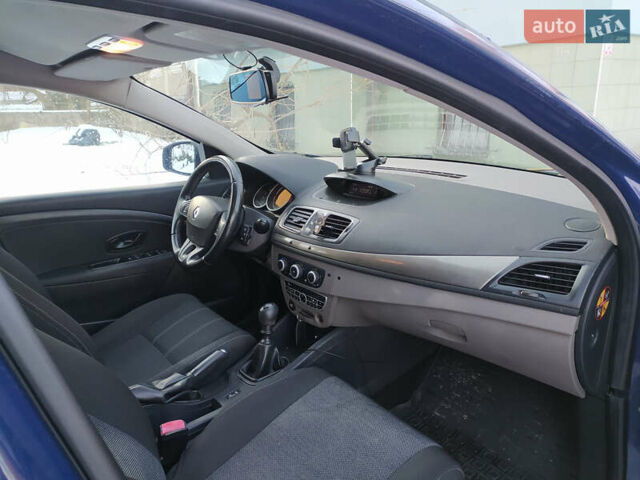 Синій Рено Меган, об'ємом двигуна 1.46 л та пробігом 260 тис. км за 6000 $, фото 6 на Automoto.ua