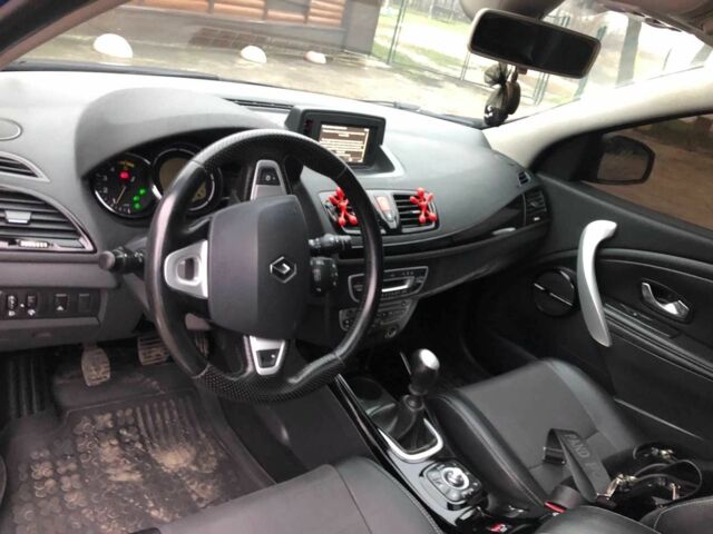 Синий Рено Меган, объемом двигателя 1.5 л и пробегом 340 тыс. км за 7800 $, фото 12 на Automoto.ua