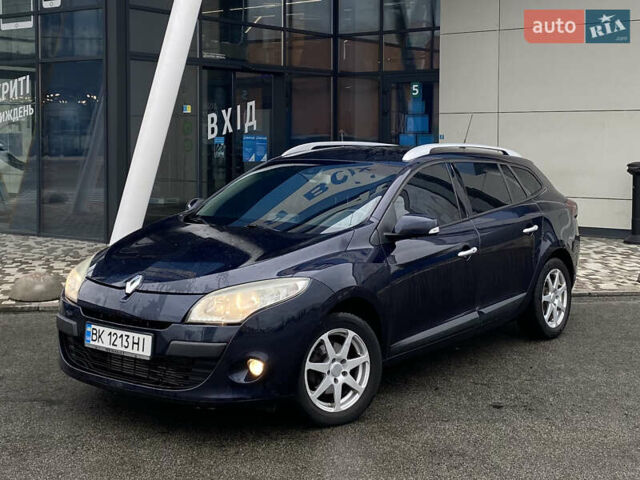 Рено Меган 2011 в Киеве на Automoto.ua Синий Рено Меган, объемом двигателя 1.5 л и пробегом 356 тыс. км за 6700 $, фото 7 на Automoto.ua