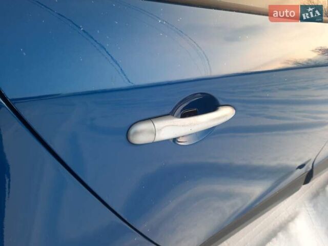 Синій Рено Меган, об'ємом двигуна 1.6 л та пробігом 178 тис. км за 7900 $, фото 63 на Automoto.ua