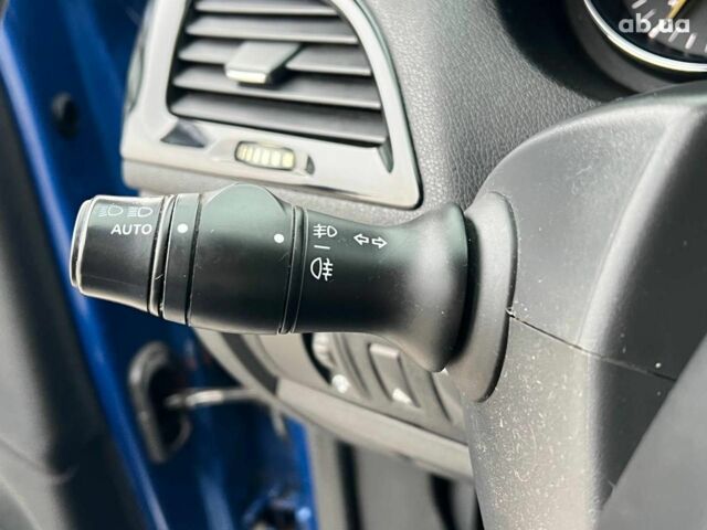 Синій Рено Меган, об'ємом двигуна 1.5 л та пробігом 232 тис. км за 9190 $, фото 27 на Automoto.ua