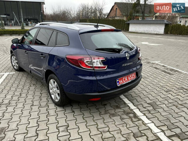 Синий Рено Меган, объемом двигателя 1.6 л и пробегом 150 тыс. км за 7200 $, фото 6 на Automoto.ua