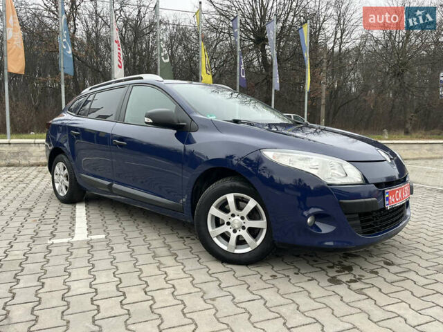 Синий Рено Меган, объемом двигателя 1.6 л и пробегом 150 тыс. км за 7200 $, фото 12 на Automoto.ua