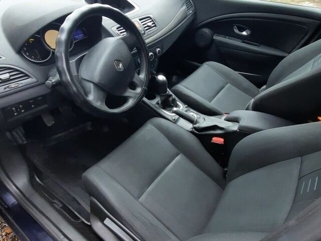 Синій Рено Меган, об'ємом двигуна 1.5 л та пробігом 288 тис. км за 5999 $, фото 1 на Automoto.ua