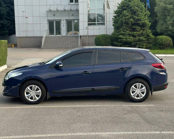 Рено Меган 2011 у Дніпро (Дніпропетровську) на Automoto.ua Синій Рено Меган, об'ємом двигуна 1.5 л та пробігом 231 тис. км за 7300 $, фото 4 на Automoto.ua