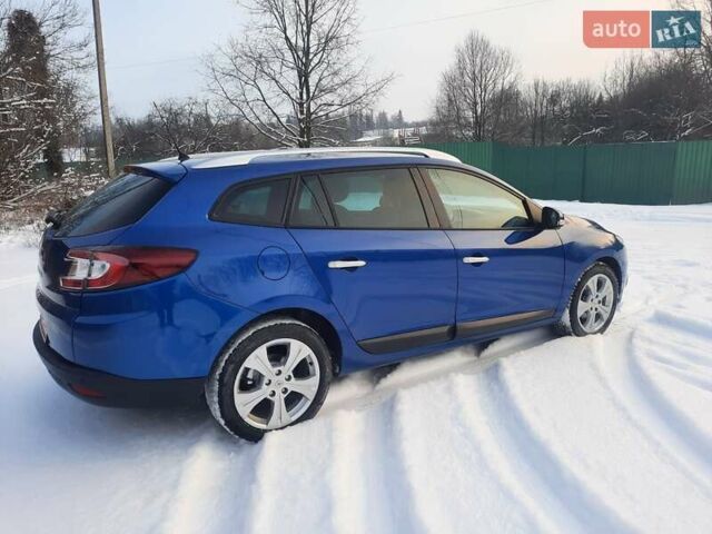 Синій Рено Меган, об'ємом двигуна 1.6 л та пробігом 178 тис. км за 7900 $, фото 16 на Automoto.ua