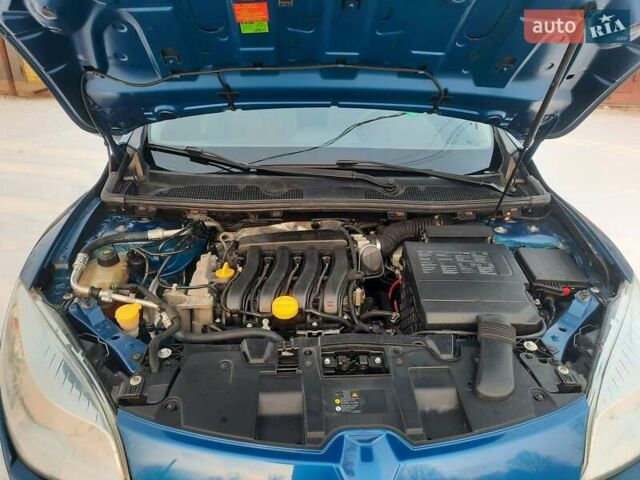 Синій Рено Меган, об'ємом двигуна 1.6 л та пробігом 178 тис. км за 7900 $, фото 74 на Automoto.ua