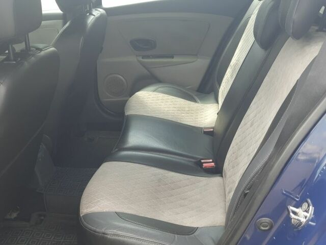 Синій Рено Меган, об'ємом двигуна 1.5 л та пробігом 360 тис. км за 5500 $, фото 7 на Automoto.ua