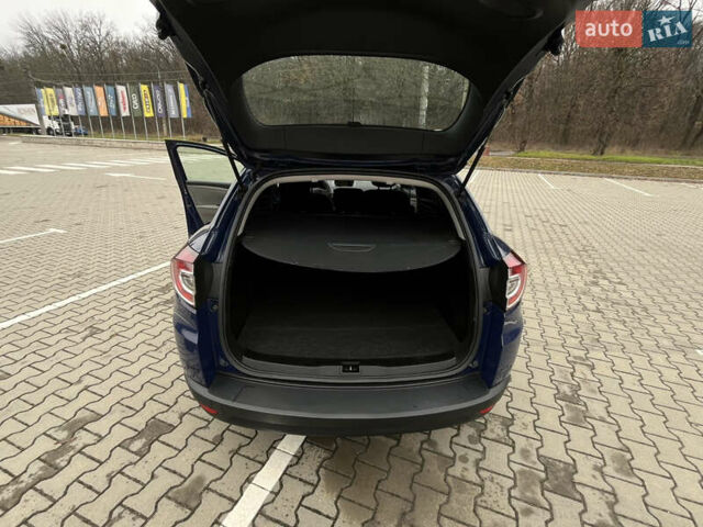 Синий Рено Меган, объемом двигателя 1.6 л и пробегом 150 тыс. км за 7200 $, фото 38 на Automoto.ua