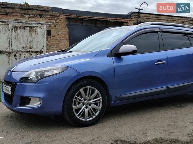 Синий Рено Меган, объемом двигателя 1.46 л и пробегом 280 тыс. км за 7499 $, фото 3 на Automoto.ua