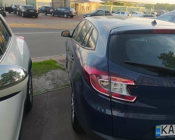 Синій Рено Меган, об'ємом двигуна 1.46 л та пробігом 1 тис. км за 6800 $, фото 3 на Automoto.ua