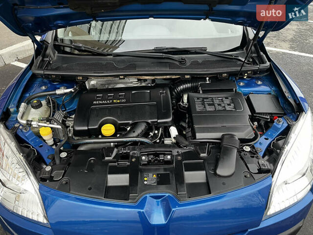 Синий Рено Меган, объемом двигателя 1.4 л и пробегом 238 тыс. км за 6999 $, фото 82 на Automoto.ua