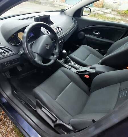 Синий Рено Меган, объемом двигателя 1.46 л и пробегом 290 тыс. км за 5999 $, фото 6 на Automoto.ua