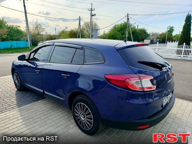 Синий Рено Меган, объемом двигателя 1.5 л и пробегом 258 тыс. км за 6850 $, фото 3 на Automoto.ua