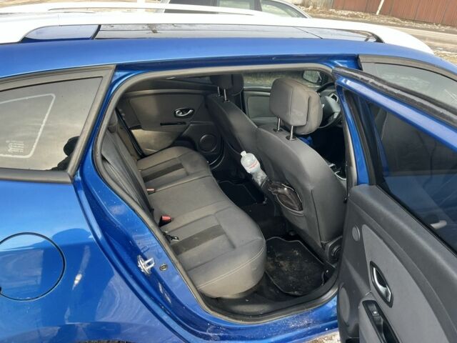 Синий Рено Меган, объемом двигателя 1.5 л и пробегом 270 тыс. км за 4500 $, фото 7 на Automoto.ua