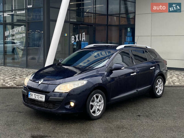 Рено Меган 2011 в Киеве на Automoto.ua Синий Рено Меган, объемом двигателя 1.5 л и пробегом 356 тыс. км за 6700 $, фото 5 на Automoto.ua