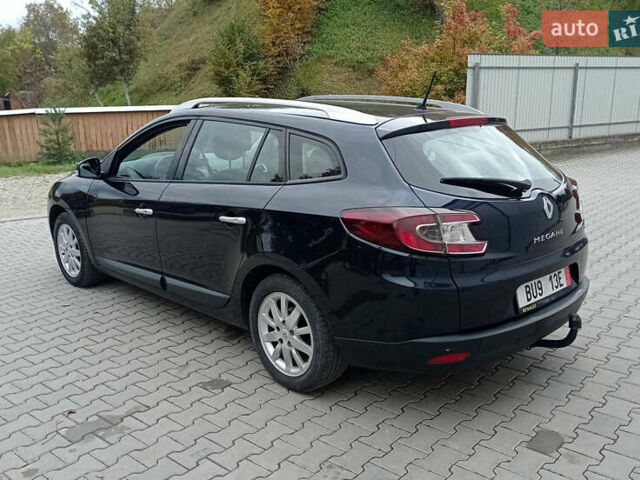 Синий Рено Меган, объемом двигателя 1.5 л и пробегом 247 тыс. км за 6950 $, фото 4 на Automoto.ua
