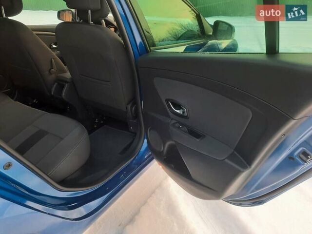 Синій Рено Меган, об'ємом двигуна 1.6 л та пробігом 178 тис. км за 7900 $, фото 64 на Automoto.ua