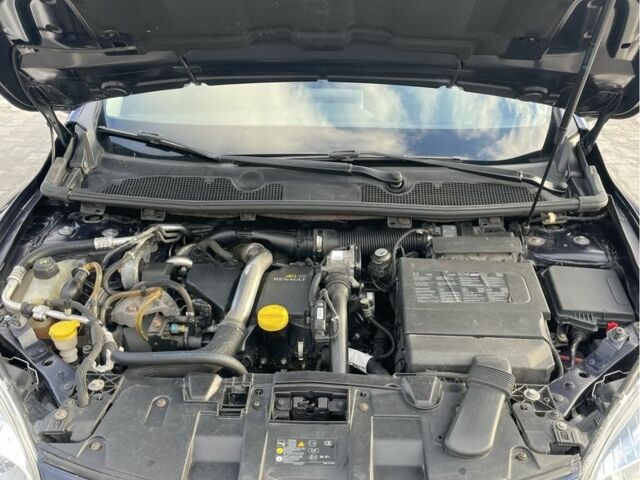 Синий Рено Меган, объемом двигателя 1.5 л и пробегом 250 тыс. км за 6300 $, фото 6 на Automoto.ua