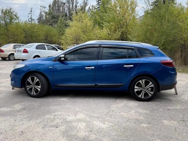 Синий Рено Меган, объемом двигателя 0 л и пробегом 250 тыс. км за 7531 $, фото 4 на Automoto.ua