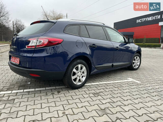 Синий Рено Меган, объемом двигателя 1.6 л и пробегом 150 тыс. км за 7200 $, фото 13 на Automoto.ua