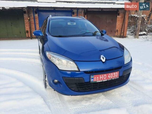 Синій Рено Меган, об'ємом двигуна 1.6 л та пробігом 178 тис. км за 7900 $, фото 1 на Automoto.ua