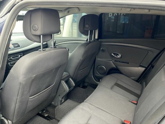 Синий Рено Меган, объемом двигателя 1.5 л и пробегом 356 тыс. км за 6750 $, фото 16 на Automoto.ua