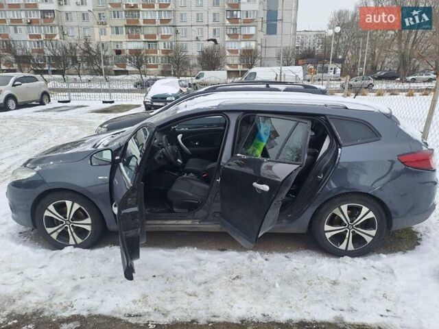 Синий Рено Меган, объемом двигателя 1.46 л и пробегом 264 тыс. км за 7500 $, фото 2 на Automoto.ua