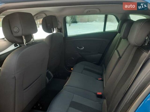 Синій Рено Меган, об'ємом двигуна 1.6 л та пробігом 178 тис. км за 7900 $, фото 51 на Automoto.ua