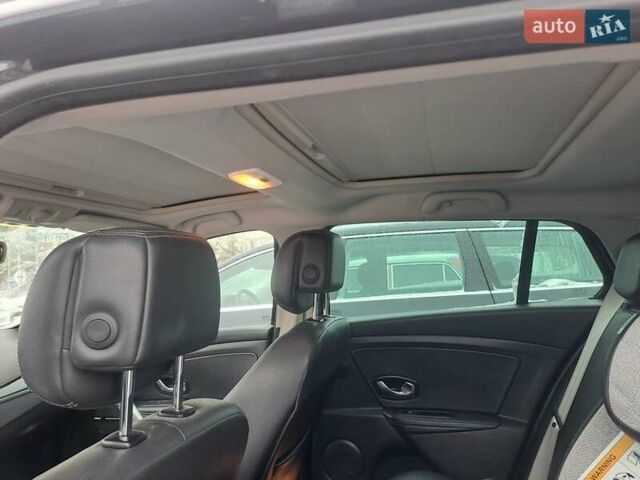 Синий Рено Меган, объемом двигателя 1.46 л и пробегом 264 тыс. км за 7500 $, фото 1 на Automoto.ua