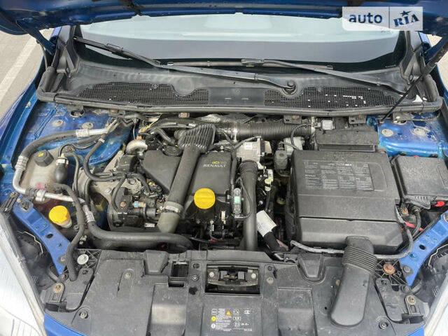Синий Рено Меган, объемом двигателя 1.5 л и пробегом 200 тыс. км за 8500 $, фото 6 на Automoto.ua
