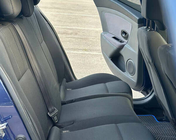 Рено Меган 2011 у Дніпро (Дніпропетровську) на Automoto.ua Синій Рено Меган, об'ємом двигуна 1.5 л та пробігом 231 тис. км за 7300 $, фото 14 на Automoto.ua