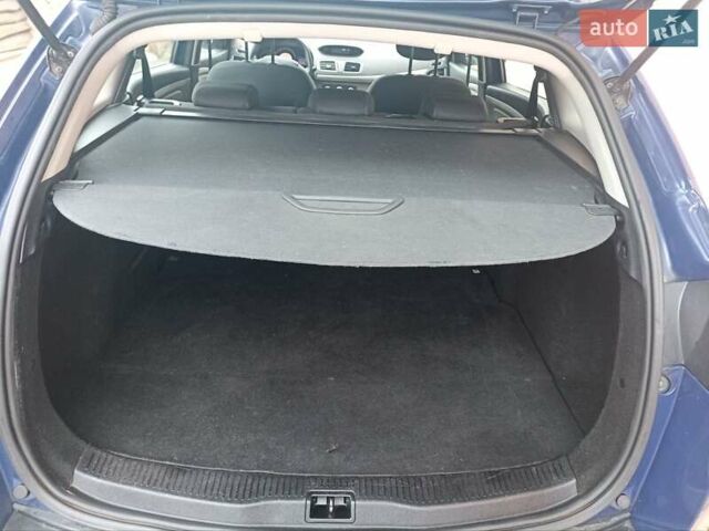 Синий Рено Меган, объемом двигателя 1.6 л и пробегом 180 тыс. км за 6950 $, фото 14 на Automoto.ua