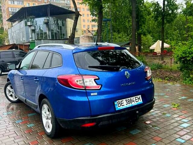Синий Рено Меган, объемом двигателя 1.5 л и пробегом 250 тыс. км за 7300 $, фото 2 на Automoto.ua