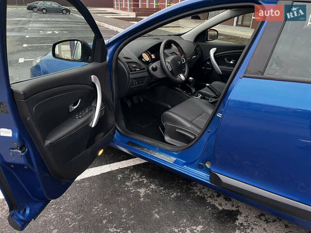 Синий Рено Меган, объемом двигателя 1.4 л и пробегом 238 тыс. км за 6999 $, фото 32 на Automoto.ua