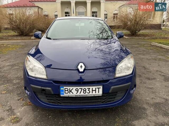 Синий Рено Меган, объемом двигателя 1.46 л и пробегом 248 тыс. км за 6000 $, фото 11 на Automoto.ua