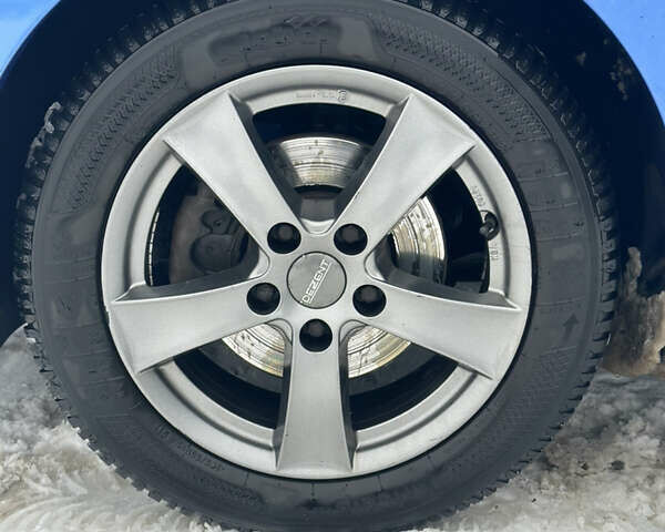 Синій Рено Меган, об'ємом двигуна 1.4 л та пробігом 204 тис. км за 7550 $, фото 3 на Automoto.ua