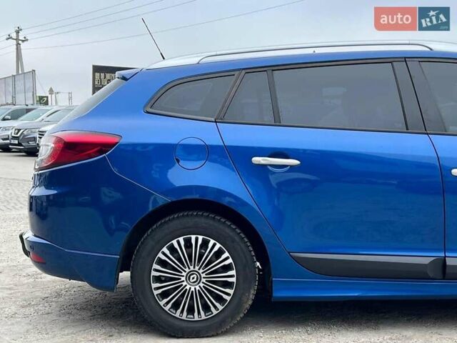 Синий Рено Меган, объемом двигателя 1.5 л и пробегом 232 тыс. км за 9190 $, фото 7 на Automoto.ua