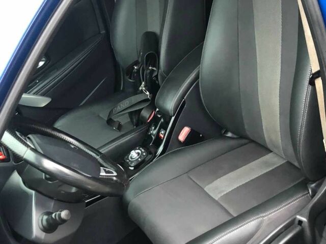 Синий Рено Меган, объемом двигателя 1.5 л и пробегом 340 тыс. км за 7800 $, фото 10 на Automoto.ua