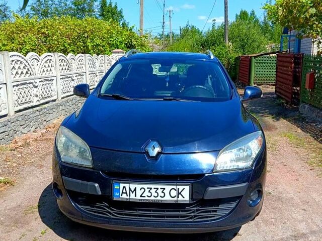 Синій Рено Меган, об'ємом двигуна 1.5 л та пробігом 248 тис. км за 7500 $, фото 3 на Automoto.ua