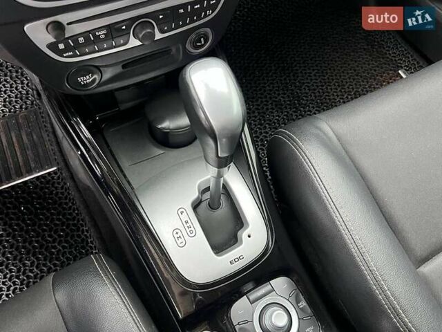 Синий Рено Меган, объемом двигателя 1.5 л и пробегом 232 тыс. км за 9190 $, фото 32 на Automoto.ua