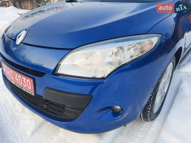 Синій Рено Меган, об'ємом двигуна 1.6 л та пробігом 178 тис. км за 7900 $, фото 30 на Automoto.ua