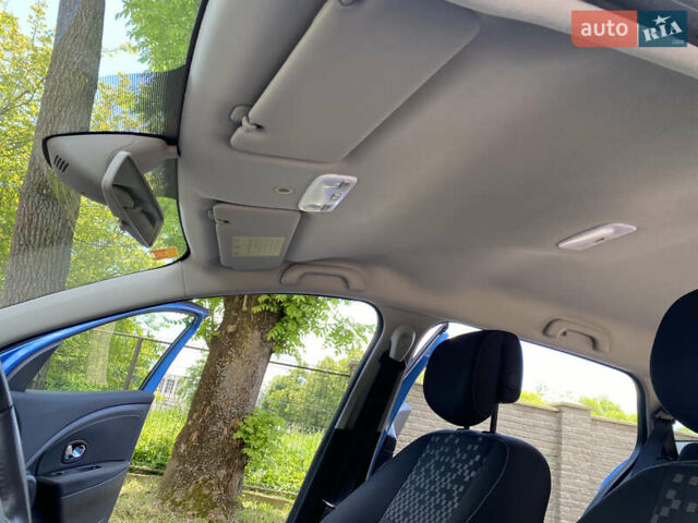 Синий Рено Меган, объемом двигателя 1.5 л и пробегом 284 тыс. км за 8300 $, фото 19 на Automoto.ua