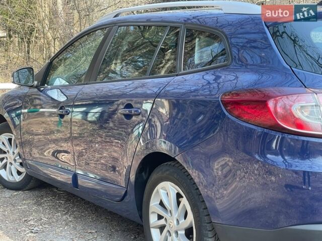 Синий Рено Меган, объемом двигателя 1.46 л и пробегом 281 тыс. км за 6800 $, фото 49 на Automoto.ua