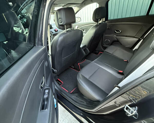 Синий Рено Меган, объемом двигателя 1.6 л и пробегом 205 тыс. км за 9300 $, фото 8 на Automoto.ua