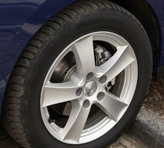 Синий Рено Меган, объемом двигателя 1.46 л и пробегом 197 тыс. км за 8199 $, фото 38 на Automoto.ua