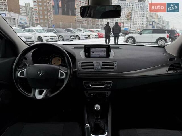 Синій Рено Меган, об'ємом двигуна 1.46 л та пробігом 341 тис. км за 7490 $, фото 12 на Automoto.ua