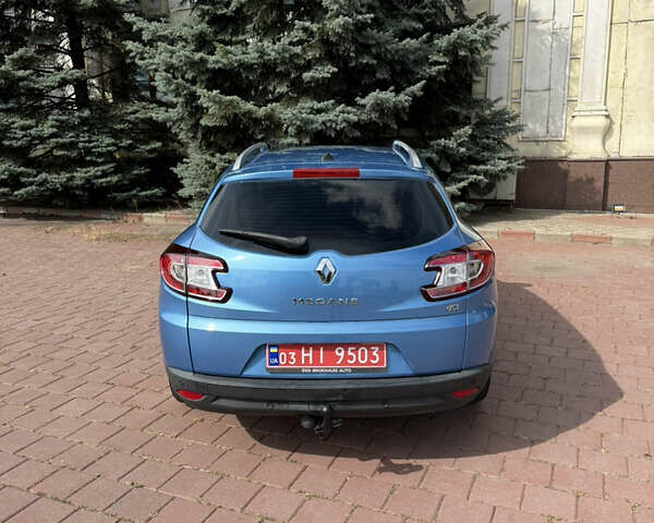 Синий Рено Меган, объемом двигателя 1.5 л и пробегом 213 тыс. км за 7950 $, фото 10 на Automoto.ua