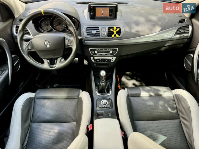 Синій Рено Меган, об'ємом двигуна 1.5 л та пробігом 230 тис. км за 9999 $, фото 7 на Automoto.ua